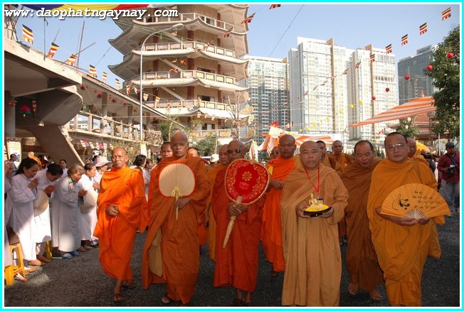 Phật giáo Nam tông tưởng niệm 60 năm tổ sư Minh Đăng Quang vắng bóng