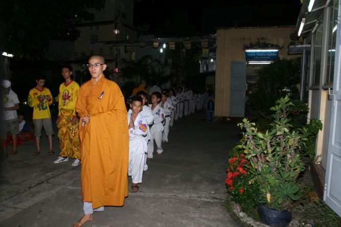 TP.HCM: Thiêng liêng lễ mừng ngày nhà giáo, 20/11 tại chùa Thiên Chánh
