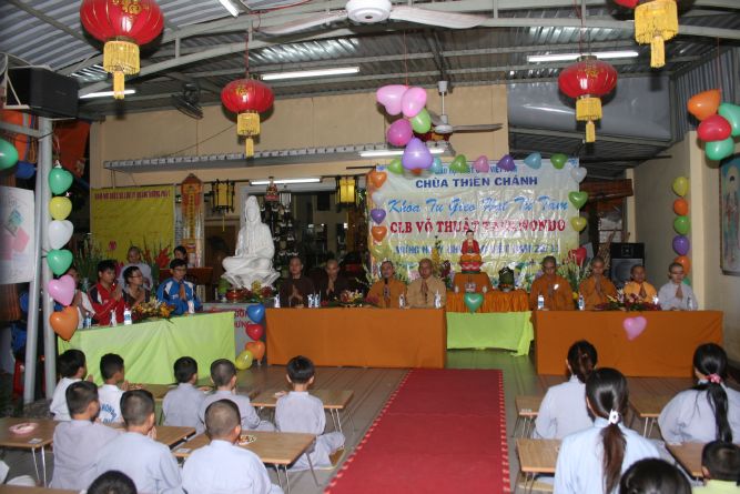 TP.HCM: Thiêng liêng lễ mừng ngày nhà giáo, 20/11 tại chùa Thiên Chánh