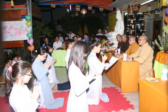TP.HCM: Thiêng liêng lễ mừng ngày nhà giáo, 20/11 tại chùa Thiên Chánh