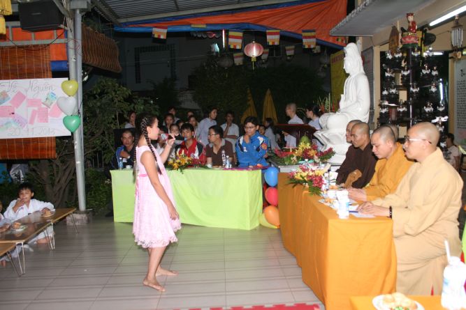 TP.HCM: Thiêng liêng lễ mừng ngày nhà giáo, 20/11 tại chùa Thiên Chánh