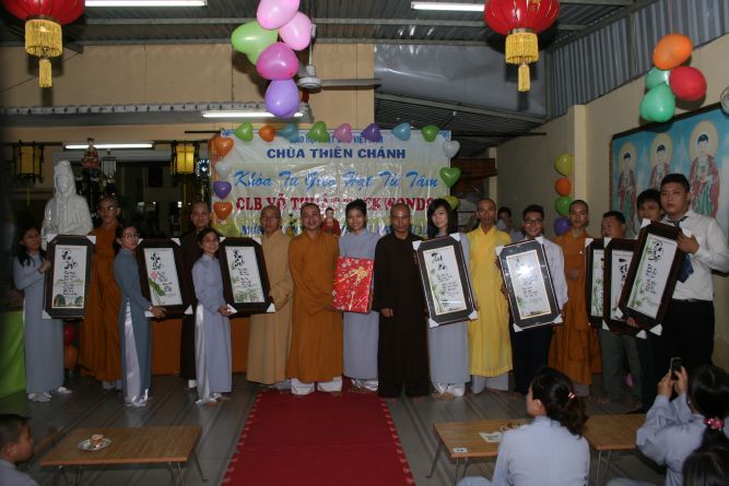 TP.HCM: Thiêng liêng lễ mừng ngày nhà giáo, 20/11 tại chùa Thiên Chánh