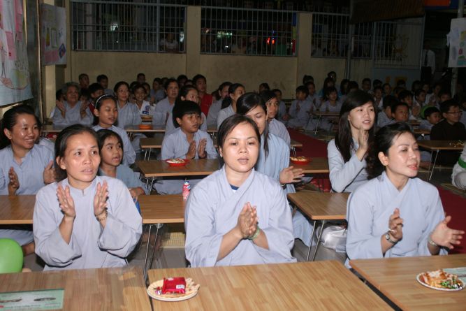 TP.HCM: Thiêng liêng lễ mừng ngày nhà giáo, 20/11 tại chùa Thiên Chánh