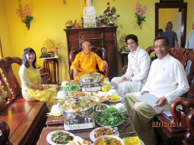 Buổi Chiếu Phim Tại Thiền Viện Vạn An, Sydney, Úc Châu Được Thành Công Viên Mãn