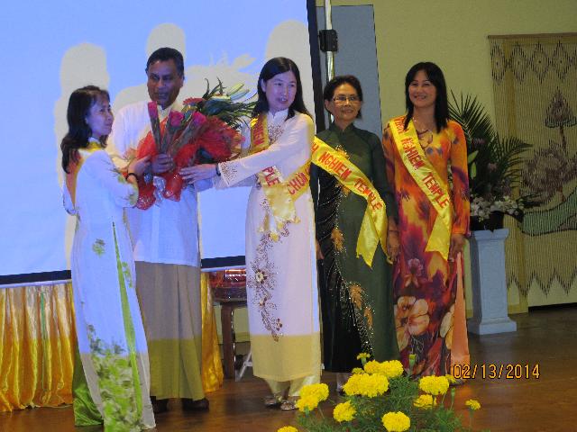 Buổi Chiếu Phim Tại Chùa Vĩnh Nghiêm, Sydney, Úc Châu Được Thành Công Viên Mãn