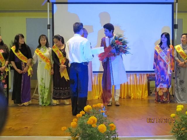 Buổi Chiếu Phim Tại Chùa Vĩnh Nghiêm, Sydney, Úc Châu Được Thành Công Viên Mãn