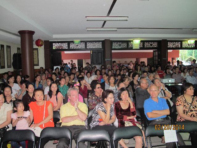 Buổi Chiếu Phim Tại Thiền Viện Minh Quang, Sydney, Úc Châu Được Thành Công Viên Mãn