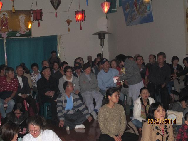 Buổi Chiếu Phim Tại Chùa Linh Sơn, Melbourne, Úc Châu Được Thành Công Viên Mãn