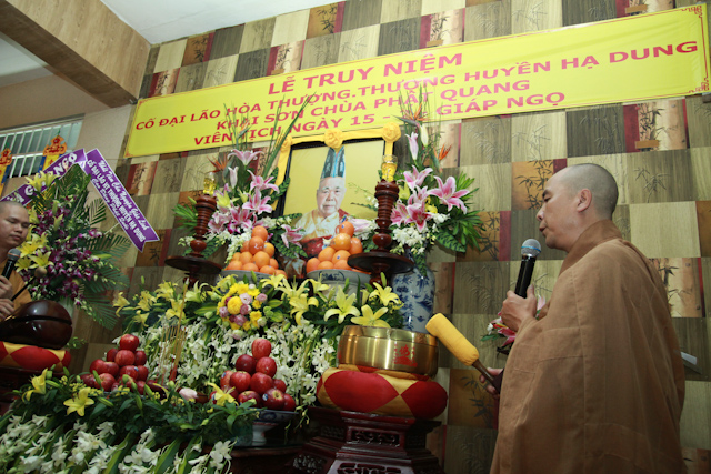 TP.HCM: Trang nghiêm Truy niệm cố Đại lão HT.Thích Huyền Dung