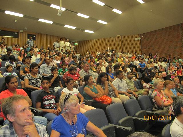 Buổi Chiếu Phim Tại Halls, Perth, Úc Châu Được Thành Công Viên Mãn