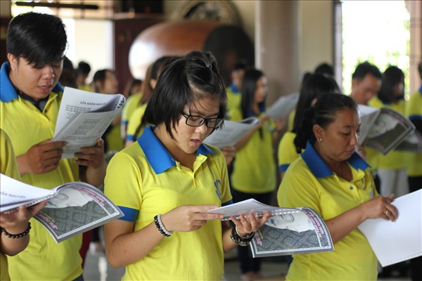 Chùa Khánh Ninh: Hành trình giải phóng các loài thủy tộc