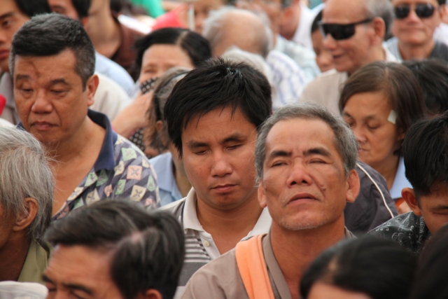 Quỹ Từ Thiện ĐPNN: Chương trình Quà Tết Yêu Thương 2014 đợt 3 tại chùa Giác Ngộ
