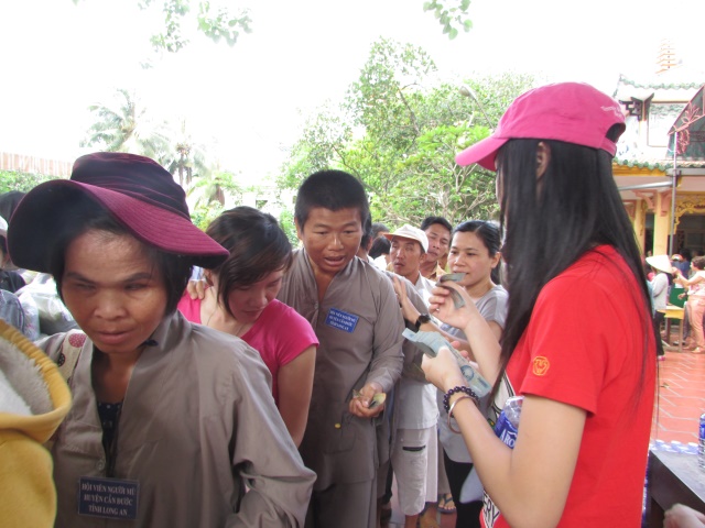 Có một ngôi chùa vì những người mù lòa