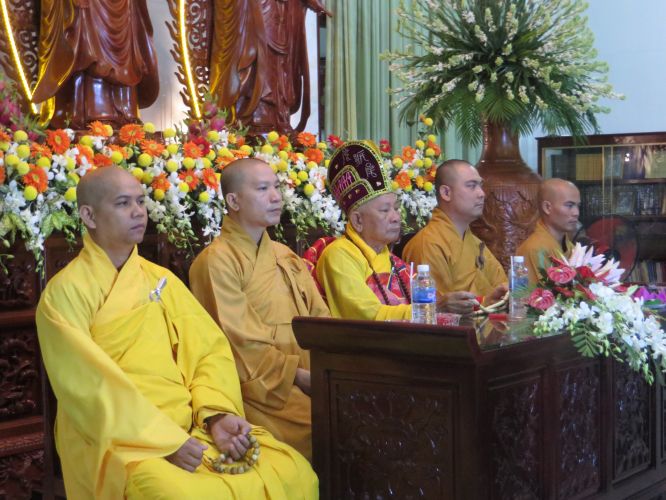 Tiền Giang: Hoành tráng đêm phóng đăng tại chùa Nam AnTiền Giang: Hoành tráng đêm phóng đăng tại chùa Nam An