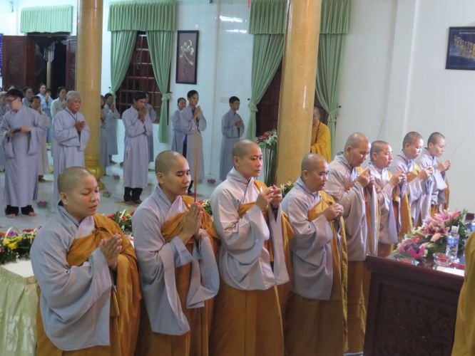 Tiền Giang: Hoành tráng đêm phóng đăng tại chùa Nam AnTiền Giang: Hoành tráng đêm phóng đăng tại chùa Nam An