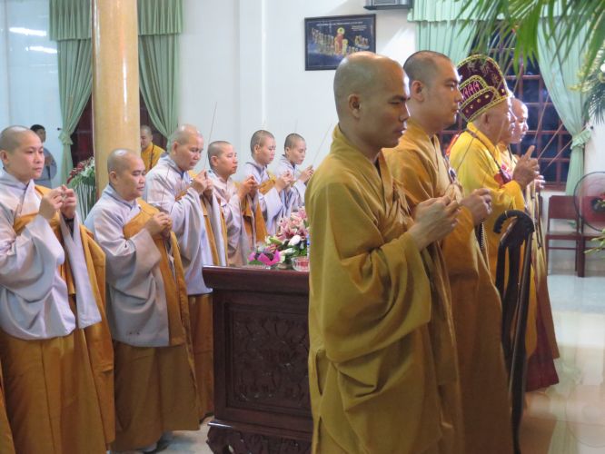 Tiền Giang: Hoành tráng đêm phóng đăng tại chùa Nam AnTiền Giang: Hoành tráng đêm phóng đăng tại chùa Nam An