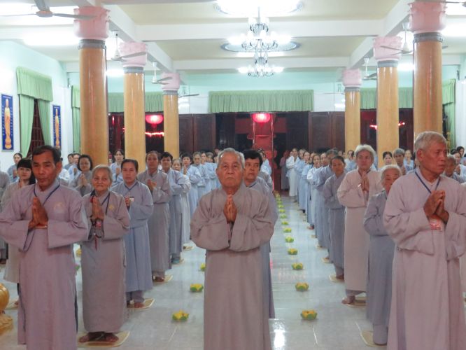 Tiền Giang: Hoành tráng đêm phóng đăng tại chùa Nam AnTiền Giang: Hoành tráng đêm phóng đăng tại chùa Nam An