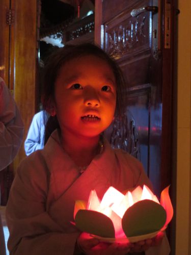 Tiền Giang: Hoành tráng đêm phóng đăng tại chùa Nam AnTiền Giang: Hoành tráng đêm phóng đăng tại chùa Nam An