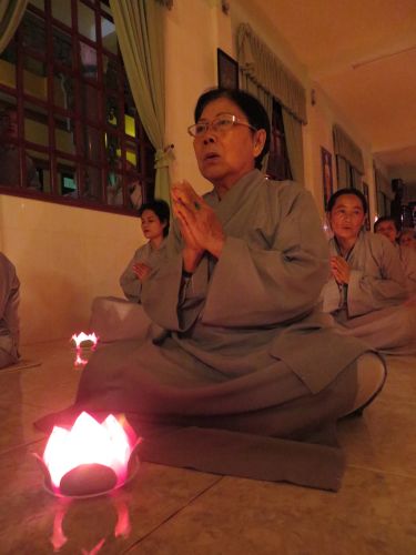 Tiền Giang: Hoành tráng đêm phóng đăng tại chùa Nam AnTiền Giang: Hoành tráng đêm phóng đăng tại chùa Nam An