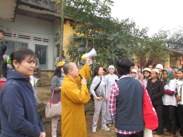 Quỹ Từ Thiện Đạo Phật Ngày Nay thực hiện chương trình “Quà tết yêu thương 2014”