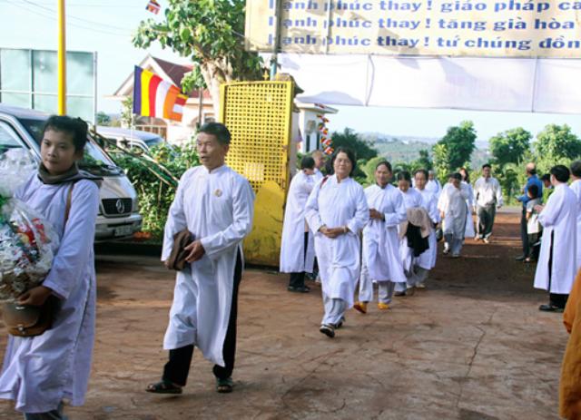 ĐăkLăc: Tịnh Xá Ngọc Chánh Lễ Đặt Đá Xây Dựng Chánh Điện