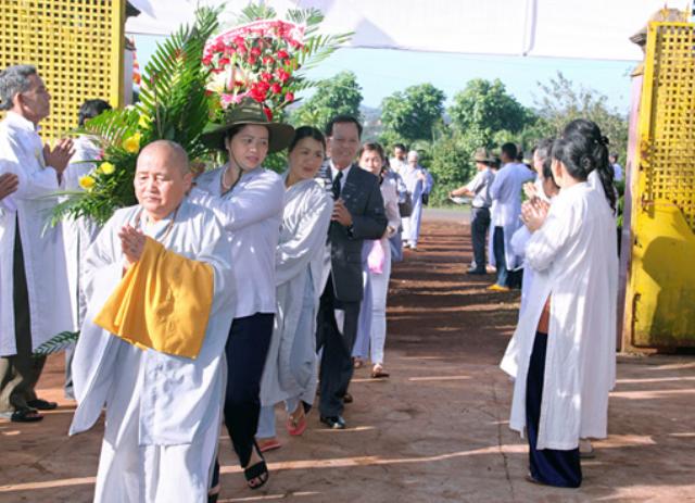 ĐăkLăc: Tịnh Xá Ngọc Chánh Lễ Đặt Đá Xây Dựng Chánh Điện