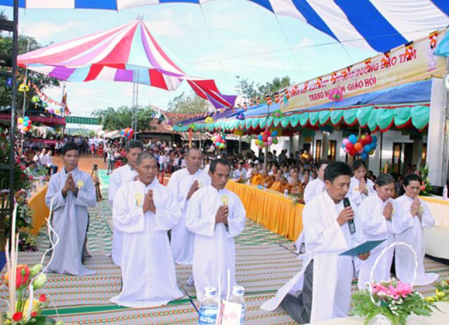 ĐăkLăc: Tịnh Xá Ngọc Chánh Lễ Đặt Đá Xây Dựng Chánh Điện