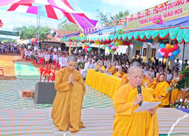 ĐăkLăc: Tịnh Xá Ngọc Chánh Lễ Đặt Đá Xây Dựng Chánh Điện