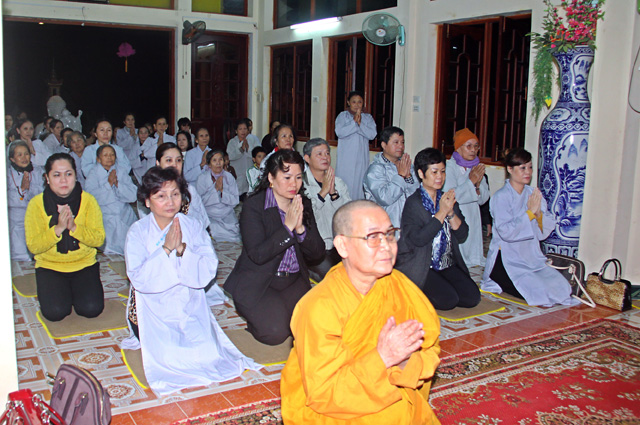 Đêm Hội Hoa Đăng Mừng Khánh Đản Đức Phật A-Di-Đà và Đại Đàn Trai Tăng - Tịnh Xá Ngọc Sơn – Bình Định