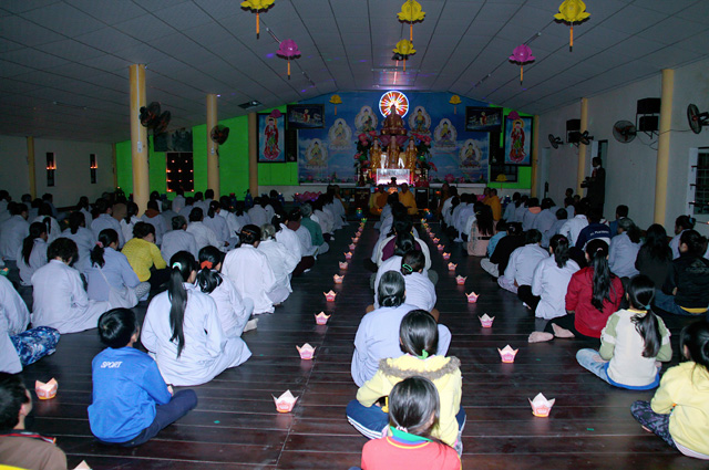Đêm Hội Hoa Đăng Mừng Khánh Đản Đức Phật A-Di-Đà và Đại Đàn Trai Tăng - Tịnh Xá Ngọc Sơn – Bình Định