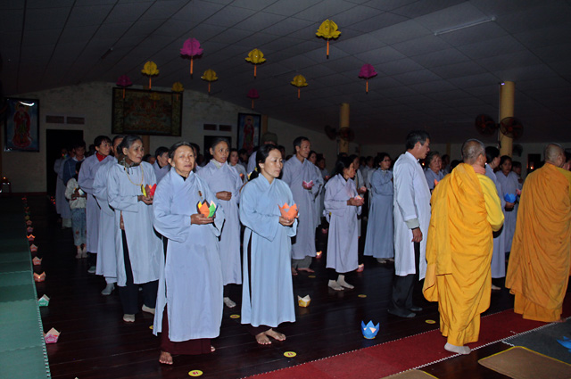 Đêm Hội Hoa Đăng Mừng Khánh Đản Đức Phật A-Di-Đà và Đại Đàn Trai Tăng - Tịnh Xá Ngọc Sơn – Bình Định