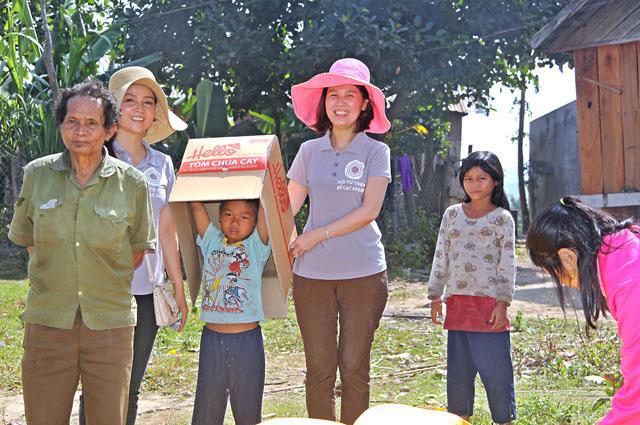 Phật Tử Gia Lai Từ Thiện Vùng Đồng Bào Khó Khăn