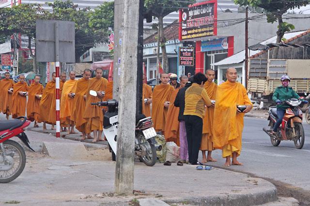 Lễ Tạ Pháp Khóa Bồ Dưỡng Đạo Hạnh Dành Cho Sa Di-Sa Di Ni- Tập Sự Lần VI Giáo Đoàn III Khất Sĩ