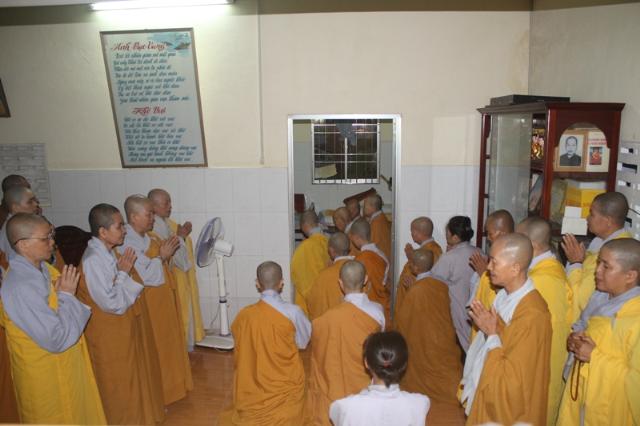 Hình Ảnh Lễ Cung Thỉnh Nhục Thân Cố Ni Trưởng Thích Nữ Như Nghĩa Nhập Kim Quan