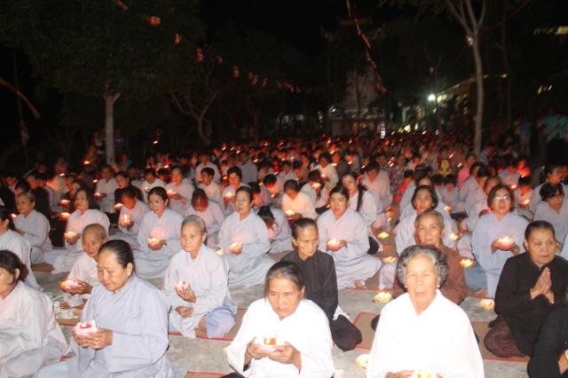 Đồng Tháp: Lễ Hoa Đăng Khai Đàn Dược Sư