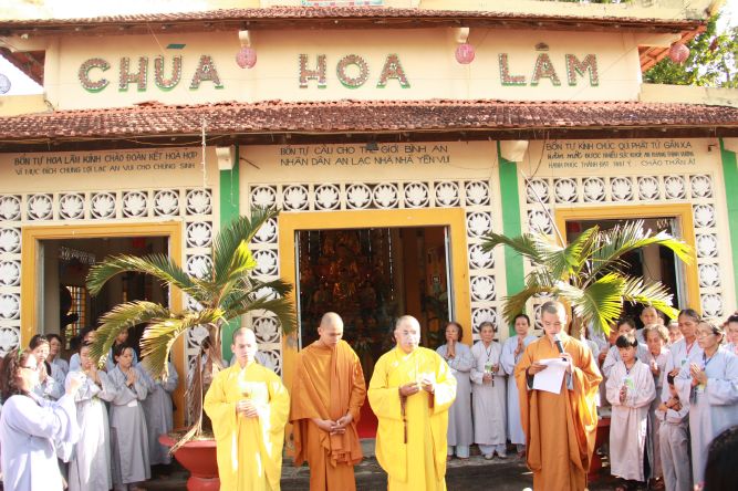 Đồng Tháp: Một ngày tu Bát quan trai nhiều ý nghĩa và an lạc