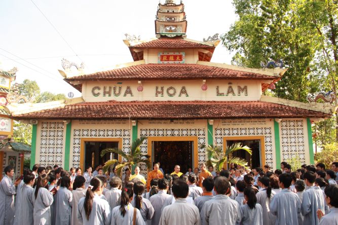 Đồng Tháp: Lễ phóng sanh tại khóa tu chùa Hoa Lâm