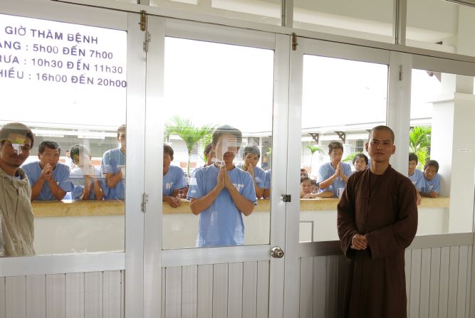 Thầy Thích Thiện Đạt và chương trình thiện nguyện “Ấm áp mùa đông”
