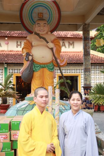 Đồng Tháp: Một ngày tu Bát quan trai nhiều ý nghĩa và an lạc