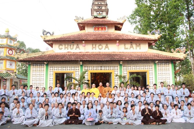 Đồng Tháp: Một ngày tu Bát quan trai nhiều ý nghĩa và an lạc