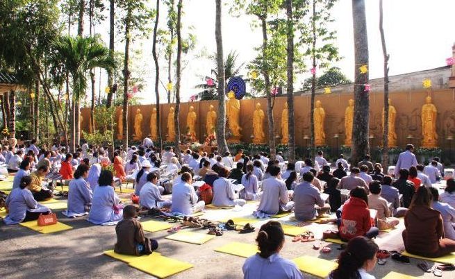 Đồng Tháp: Lễ an vị 19 tôn tượng đức Phật A Di Đà tại chùa Hoa Lâm