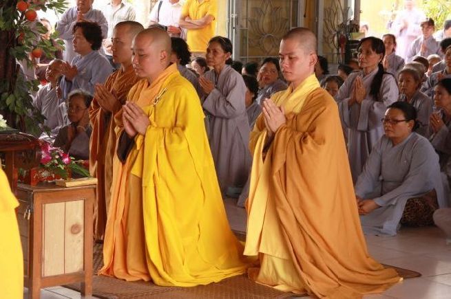 Đồng Tháp: Lễ an vị 19 tôn tượng đức Phật A Di Đà tại chùa Hoa Lâm