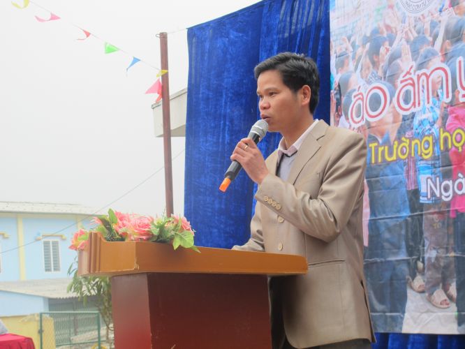 Lào Cai: Hội Khai Tâm và Hội 14 Chữ với chương trình thiện nguyện “Áo Ấm Yêu Thương”