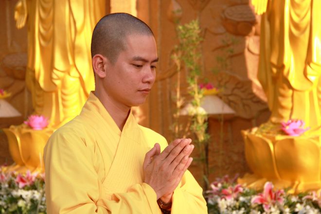 Đồng Tháp: Thiêng liêng, mầu nhiệm đêm hội hoa đăng tại chùa Hoa Lâm