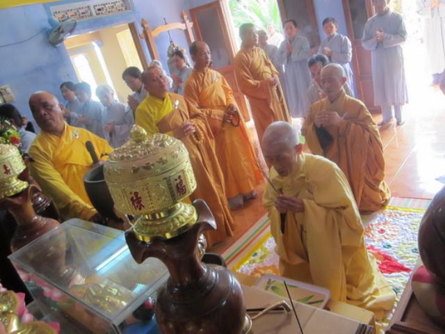 Lễ húy kỵ tổ khai sơn chùa Long Hải