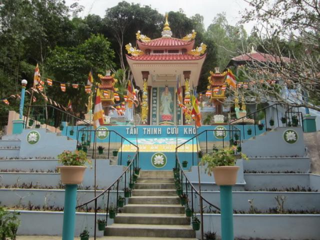 CHÙA LINH SƠN TRƯỜNG THỌ ẨN MÌNH GIỮA NÚI RỪNG PHAN THIẾT CỔ KÍNH VÀ THANH TỊNH