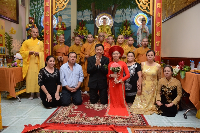 TP. HCM: Lễ cưới theo nghi thức nhà Phật tại chùa Huệ Quang