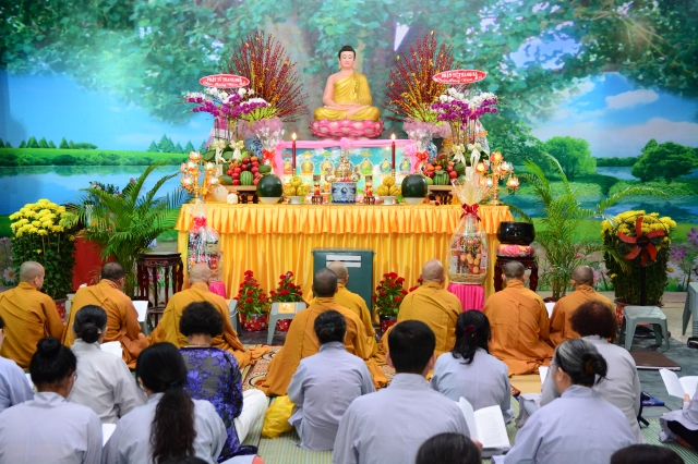 Chùm ảnh: Lễ đón giao thừa Giáp Ngọ 2014 tại chùa Giác Ngộ