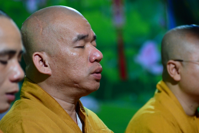 Chùm ảnh: Lễ đón giao thừa Giáp Ngọ 2014 tại chùa Giác Ngộ