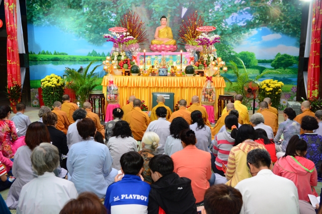 Chùm ảnh: Lễ đón giao thừa Giáp Ngọ 2014 tại chùa Giác Ngộ